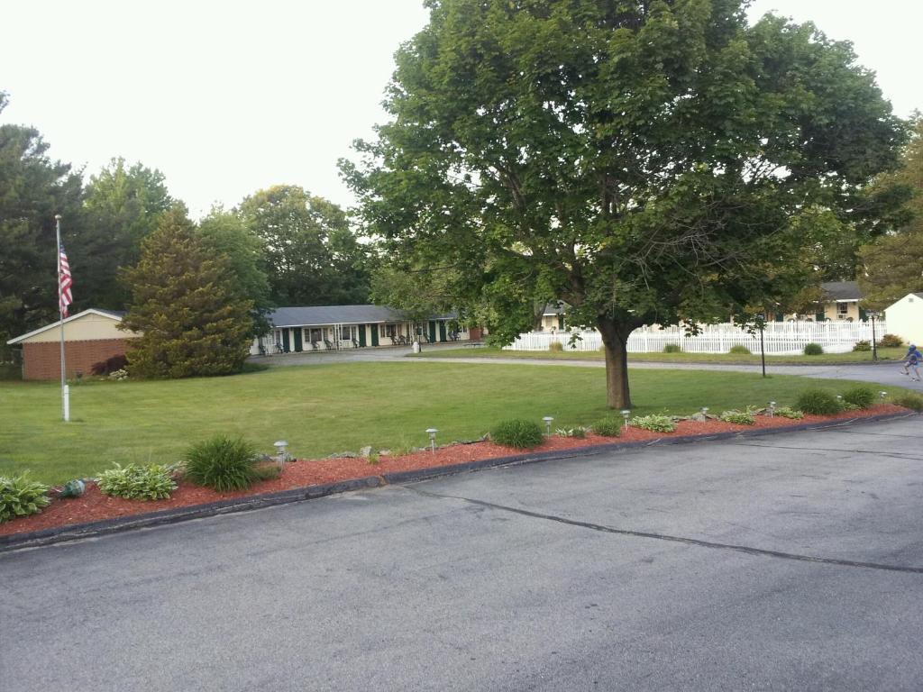 The Tallwood Motel Wells Εξωτερικό φωτογραφία